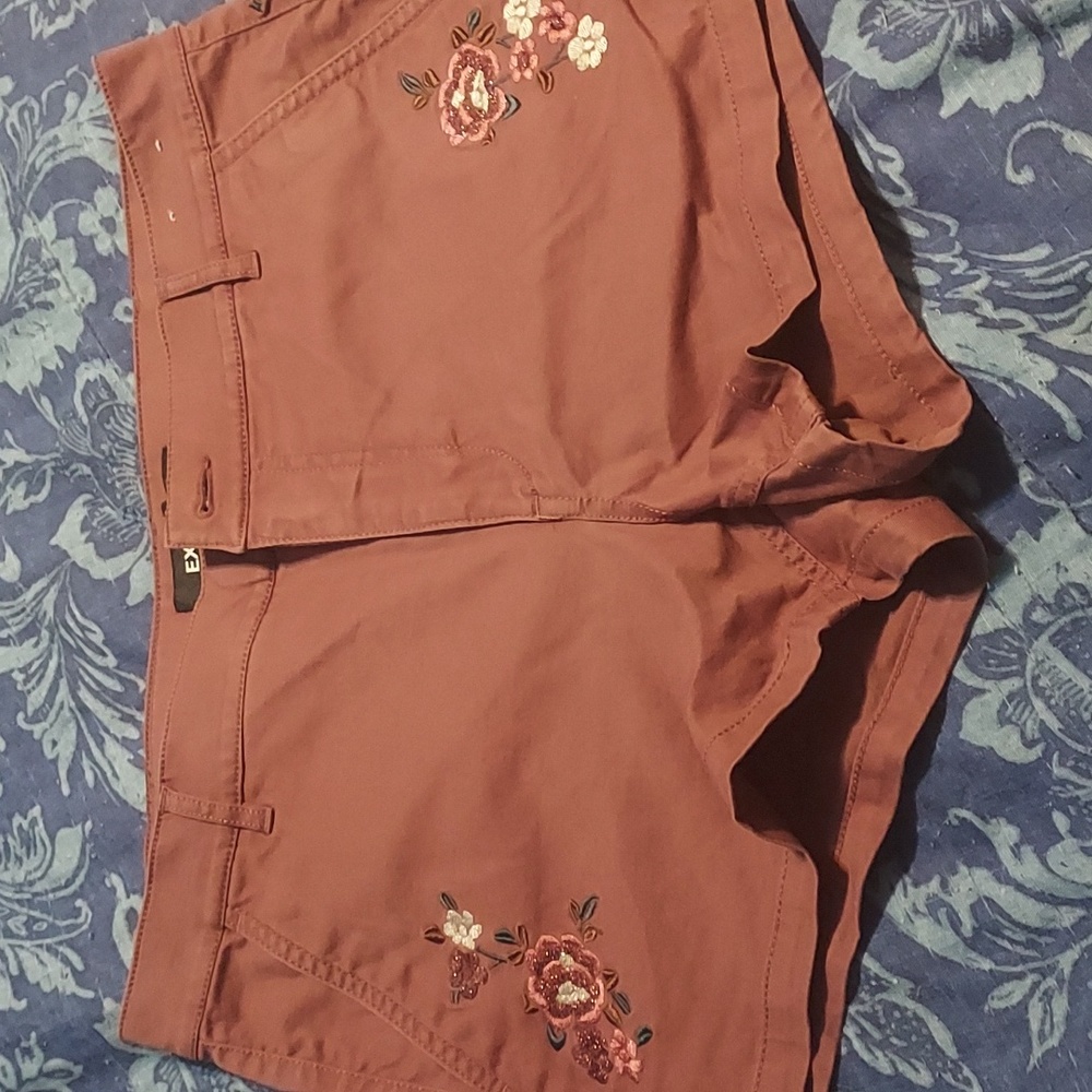 Express shorts 10 mid rise